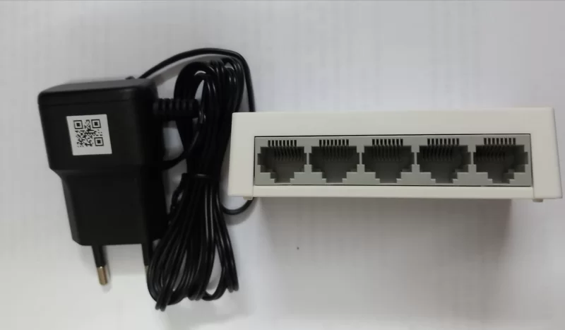 Dahua Dh Pfs3005, 5 Port 10/100 Ethernet Switch Çoklayıcı Adaptör Dahil