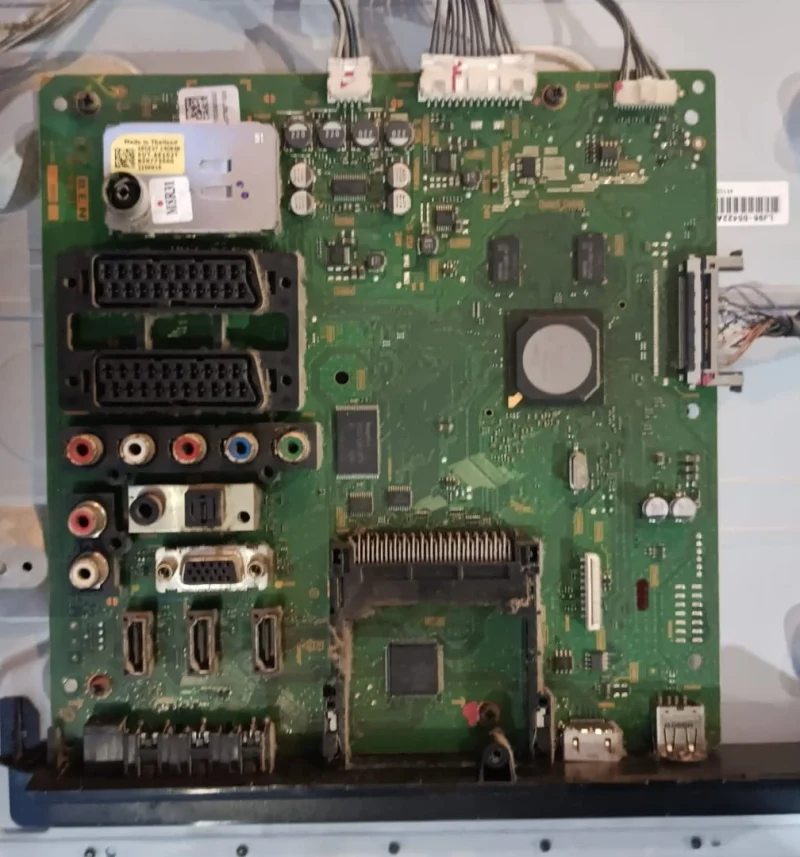 1-881-019-13 SONY KDL-40BX400 MAİNBOARD ANAKART
