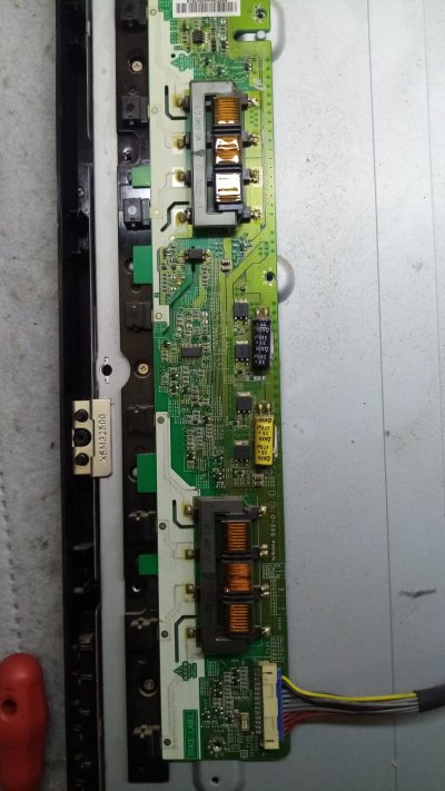 GRUNDİG GR32-150 SSI1320_4UA01 İNVERTER BOARD